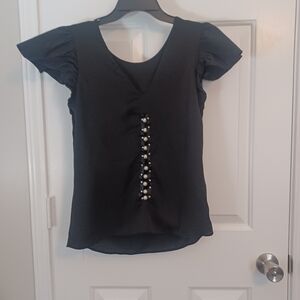 Studio F Blk Top Sz XS Ruffle Sleeve/pearl Back